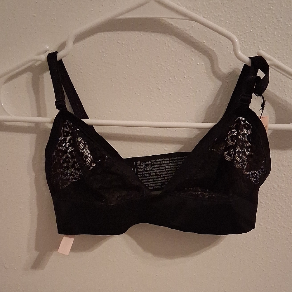 Victoria's Secret Black Lace Mesh Bras